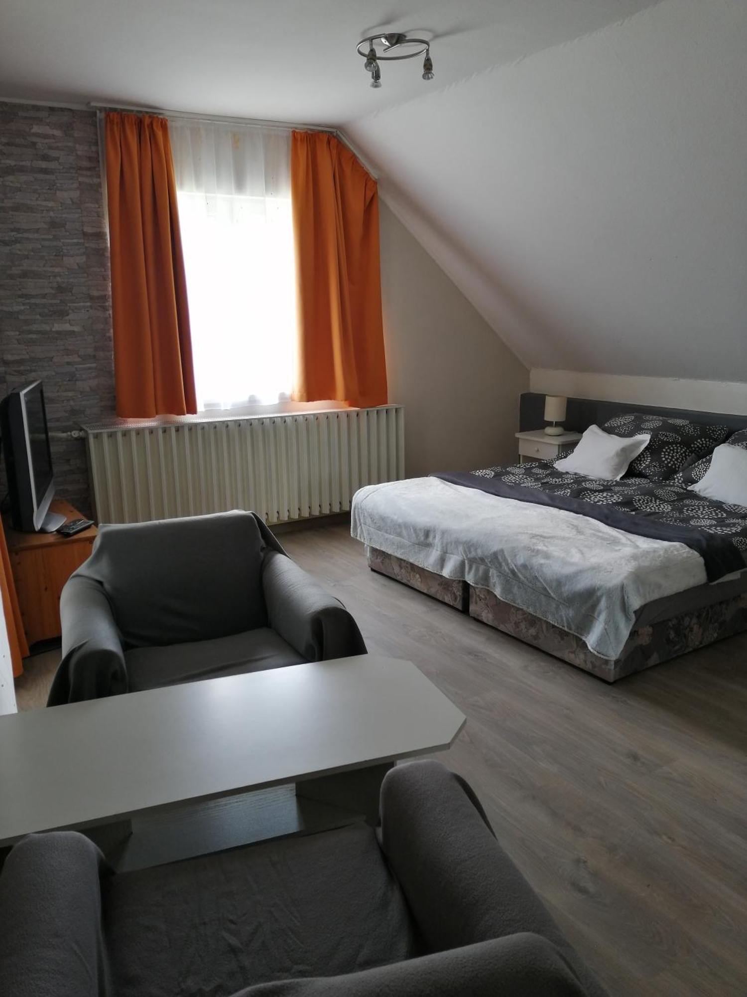 Betti Vendeghaz Appartement Alsópáhok Buitenkant foto